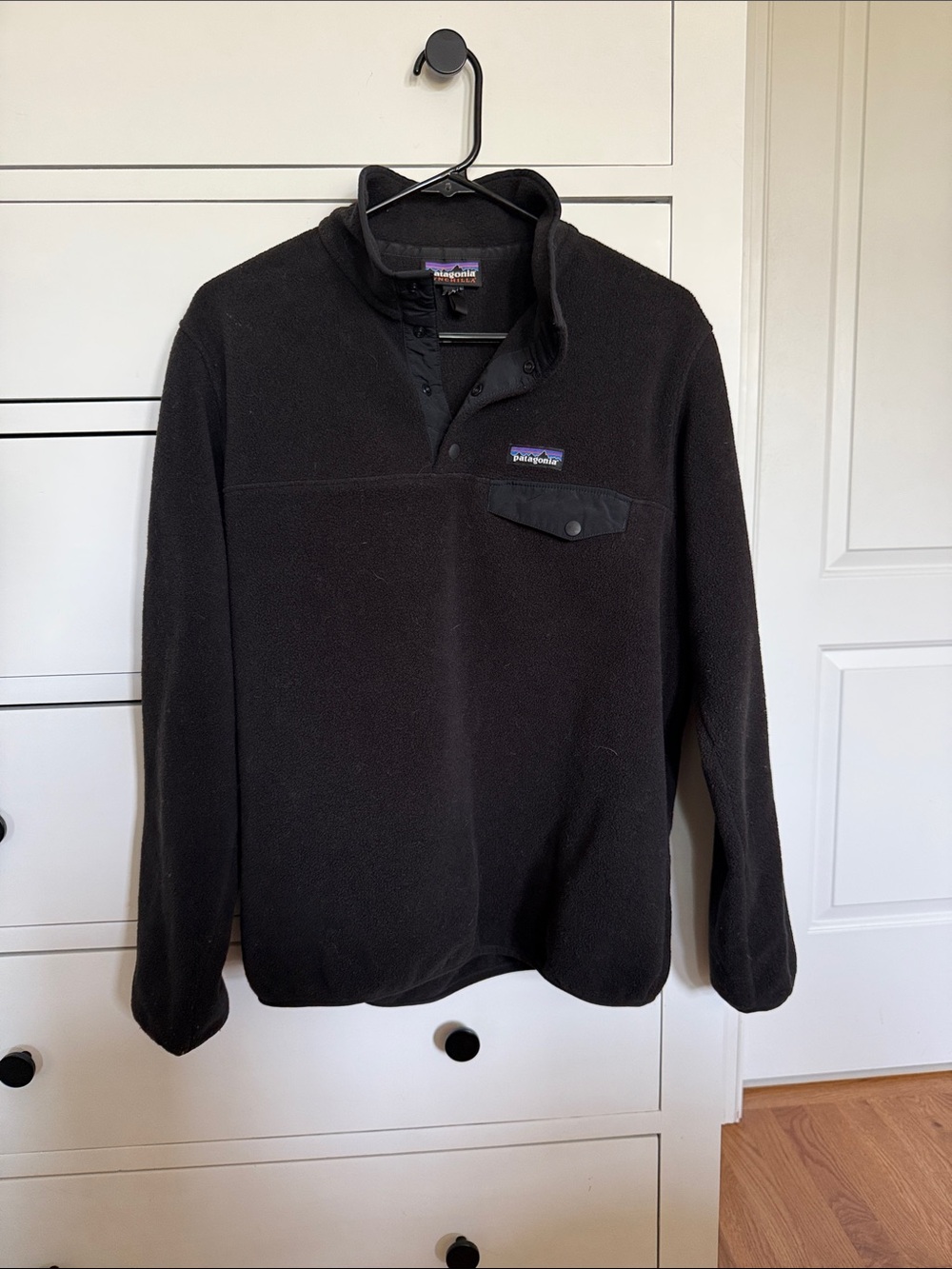 Patagonia Black Snap-T Pullover Fleece